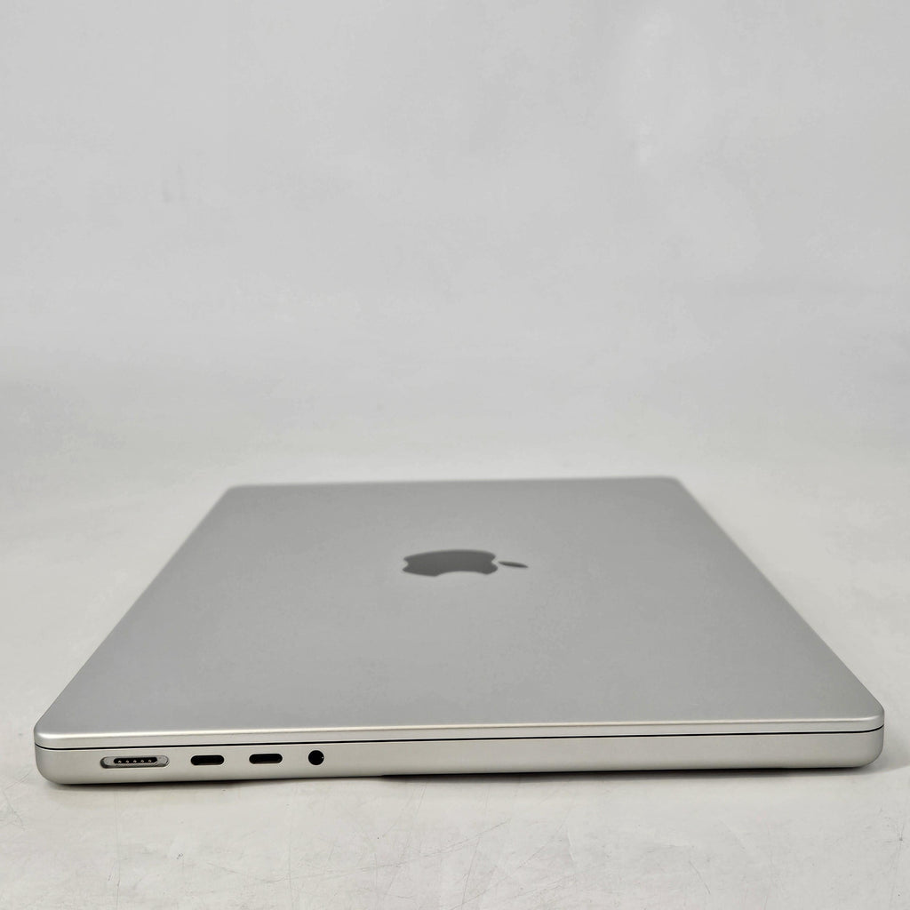 MacBook Pro 14 2025 Silver M5 10-Core CPU 32GB Unified Memory 4TB Solid State Drive 10-Core GPU