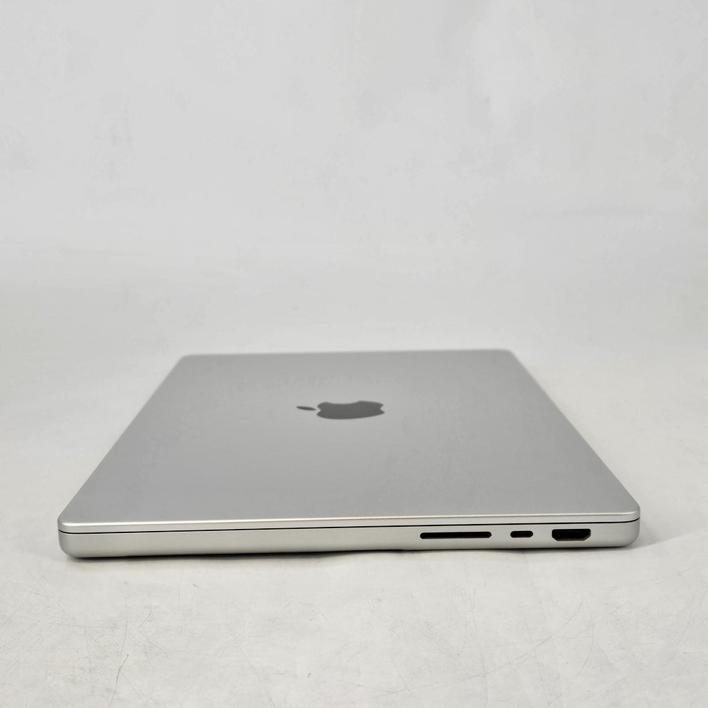 MacBook Pro 14 2025 Silver M5 10-Core CPU 32GB Unified Memory 4TB Solid State Drive 10-Core GPU