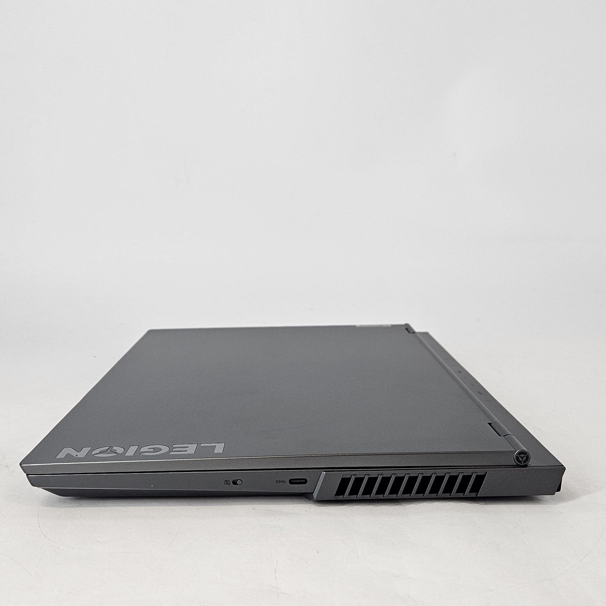 Lenovo Legion 7 16 Gray 3.3 GHz AMD Ryzen 9 5900HX 32GB RAM 1TB Solid State Drive NVIDIA GeForce RTX 3080 16 GB