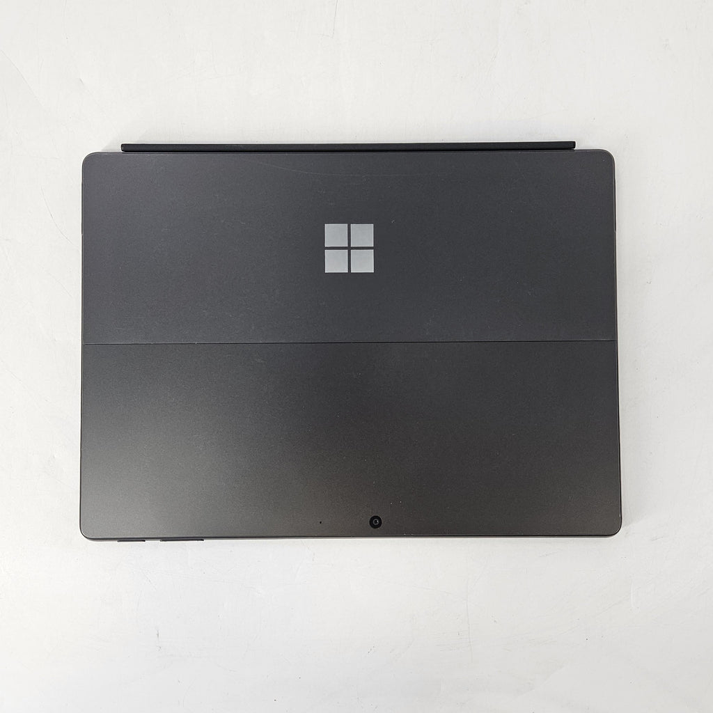 Surface Pro 9 13 Graphite WiFi 2.6 GHz Intel Core i7 12th Gen. 16GB RAM 256GB Solid State Drive