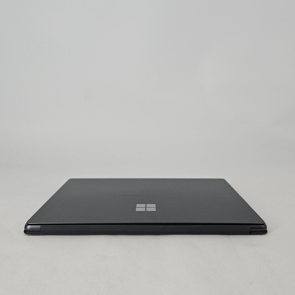 Surface Pro 9 13 Graphite WiFi 2.6 GHz Intel Core i7 12th Gen. 16GB RAM 256GB Solid State Drive