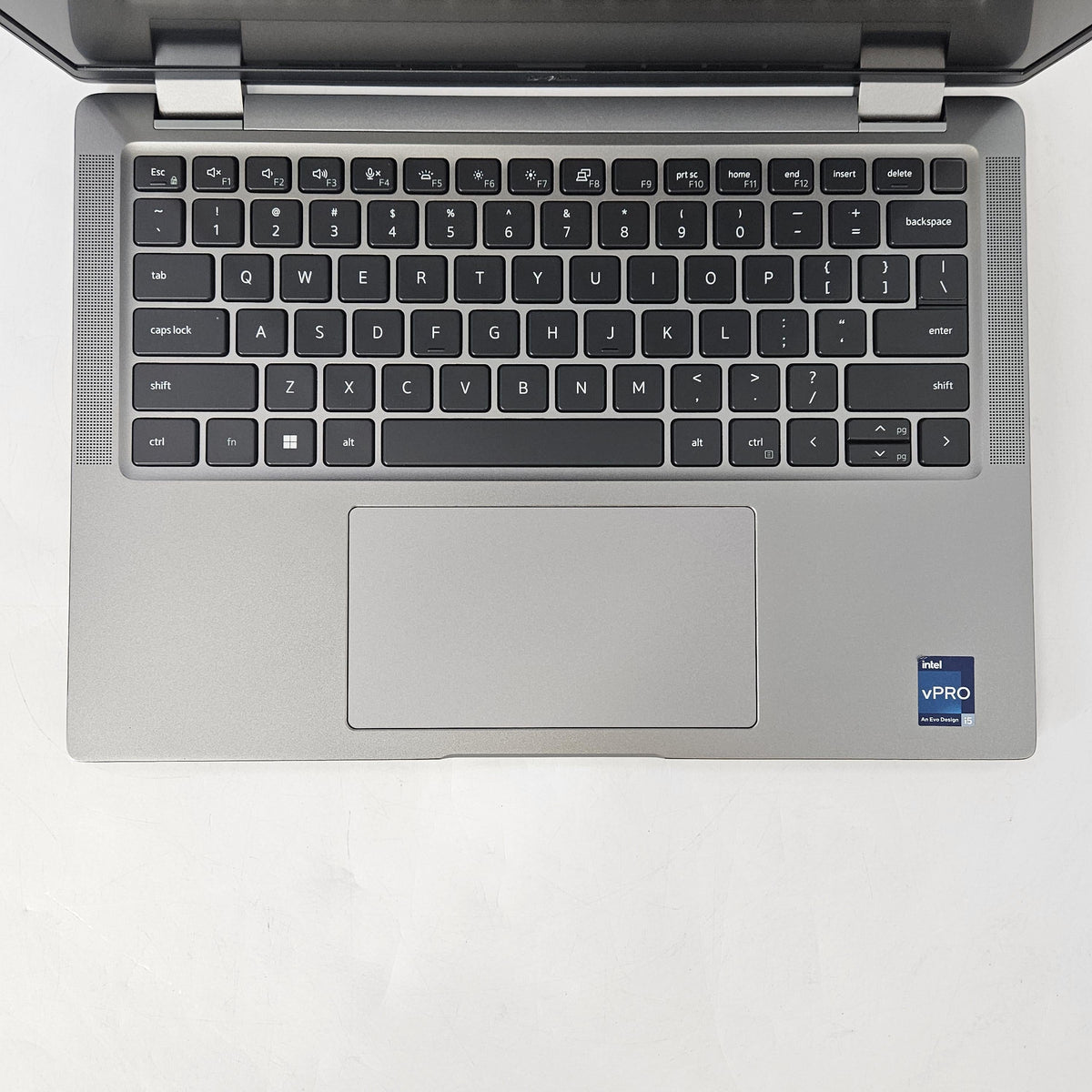 Latitude 7440 14 Gray 1.6 GHz Intel Core i5 13th Gen. 16GB RAM 256GB Solid State Drive