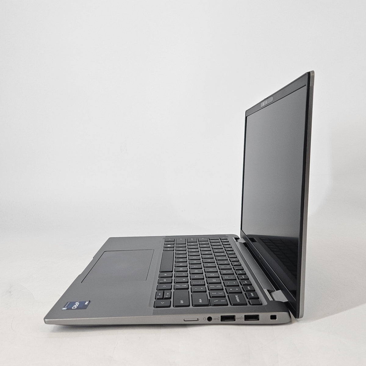 Latitude 7440 14 Gray 1.6 GHz Intel Core i5 13th Gen. 16GB RAM 256GB Solid State Drive