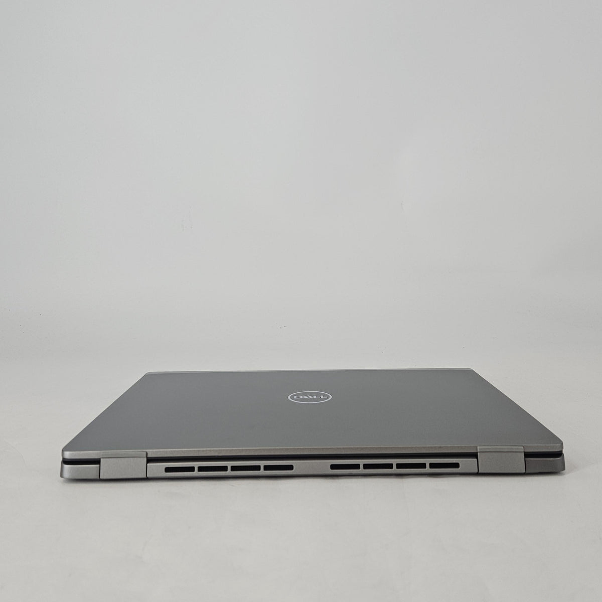Latitude 7440 14 Gray 1.6 GHz Intel Core i5 13th Gen. 16GB RAM 256GB Solid State Drive