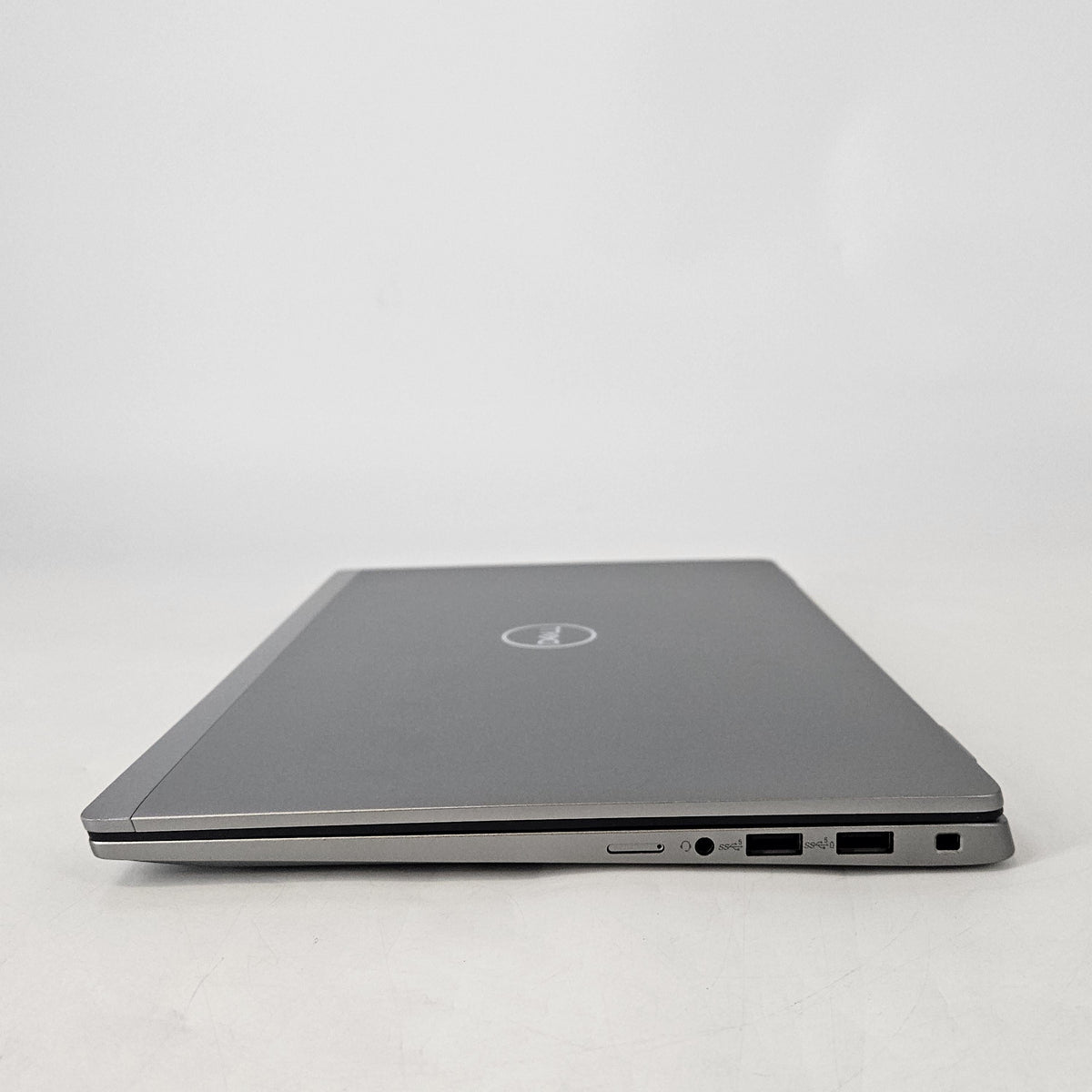 Latitude 7440 14 Gray 1.6 GHz Intel Core i5 13th Gen. 16GB RAM 256GB Solid State Drive
