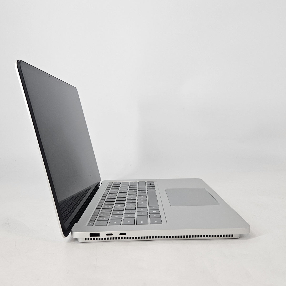 Surface Laptop Studio 2 14.4 Silver 2.9 GHz Intel Core i7 13th Gen. 64GB RAM 1TB Solid State Drive NVIDIA GeForce RTX 4060 8 GB
