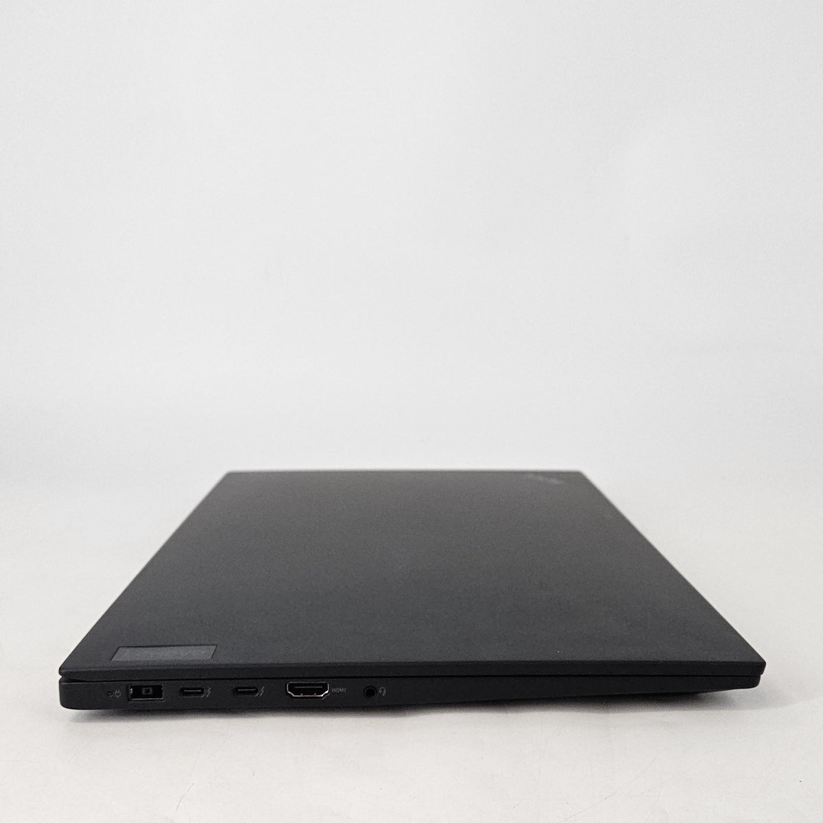 Lenovo ThinkPad P1 Gen 5 16 2022 Black 2.4 GHz Intel Core i7 12th Gen. 32GB RAM 1TB Solid State Drive NVIDIA RTX A3000 12 GB