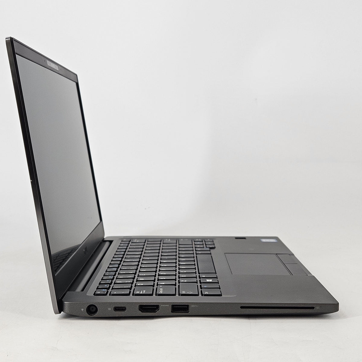 Latitude 7390 13.3 Gray 1.7 GHz Intel Core i5 8th Gen. 16GB RAM 256GB Solid State Drive