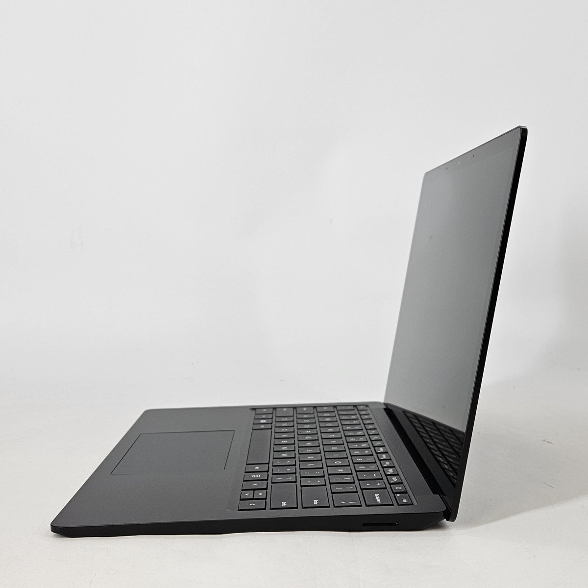 Surface Laptop 5 13.5 Black 2.7 GHz Intel Core i7 12th Gen. 16GB RAM 512GB Solid State Drive