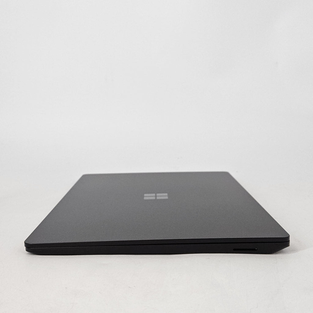 Surface Laptop 5 13.5 Black 2.7 GHz Intel Core i7 12th Gen. 16GB RAM 512GB Solid State Drive