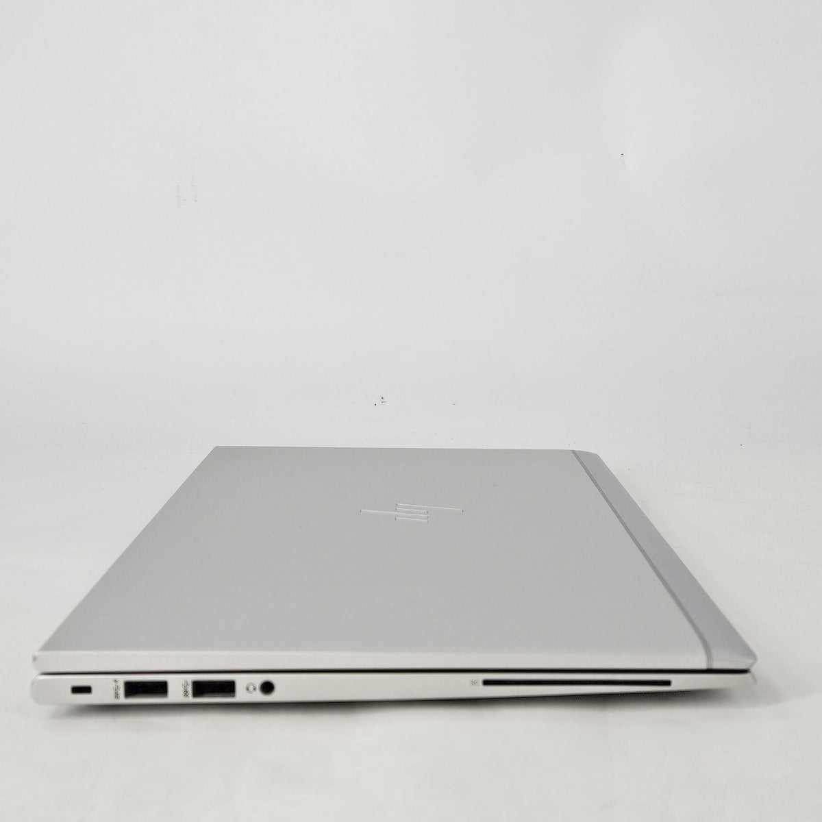 HP Elitebook 840 G8 14 Silver 2.8 GHz Intel Core i7 11th Gen. 16GB RAM 512GB Solid State Drive