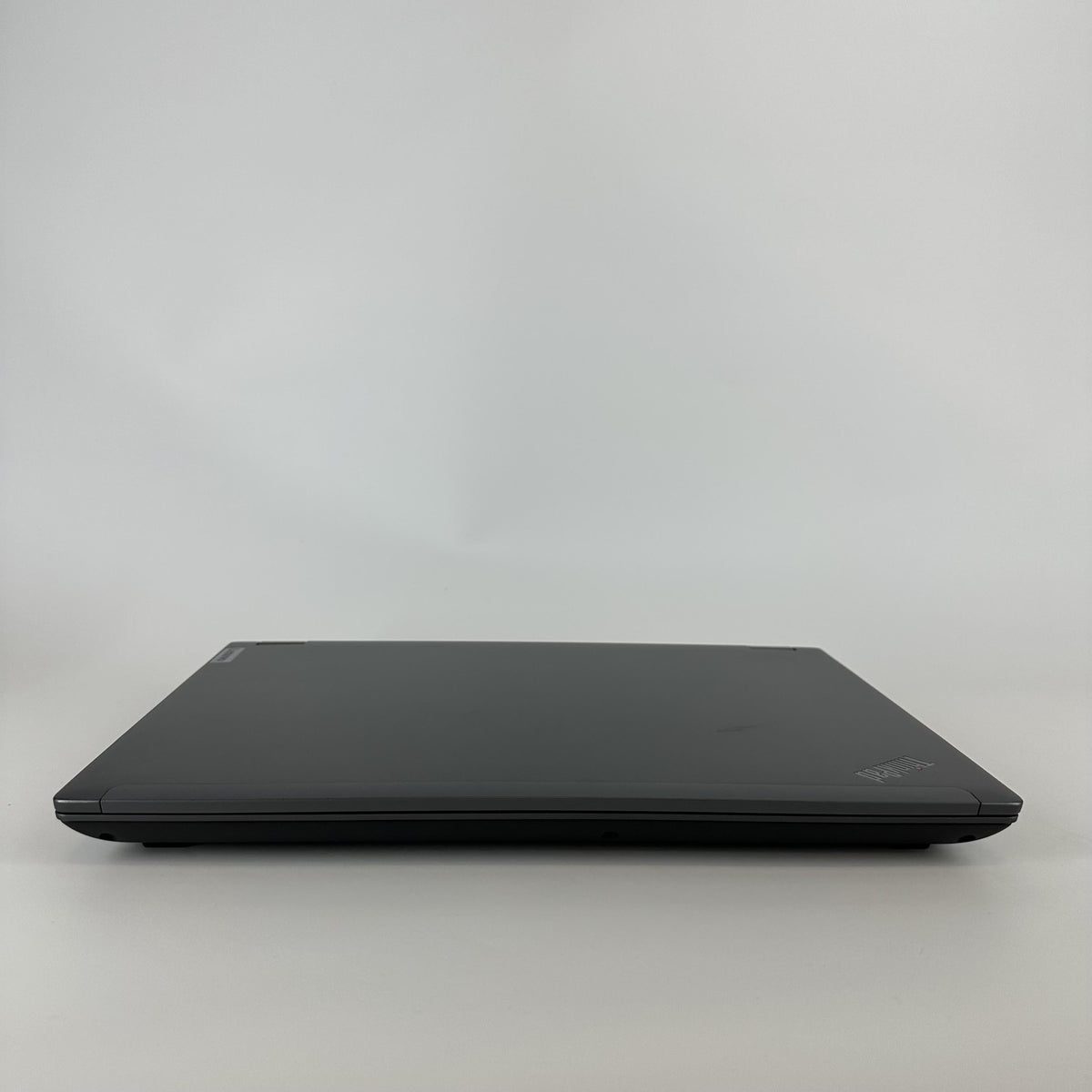 Lenovo ThinkPad P16 Gen 2 Gray 2.2 GHz Intel Core i9 13th Gen. 32GB RAM 1TB Solid State Drive NVIDIA RTX 2000 Ada 8 GB