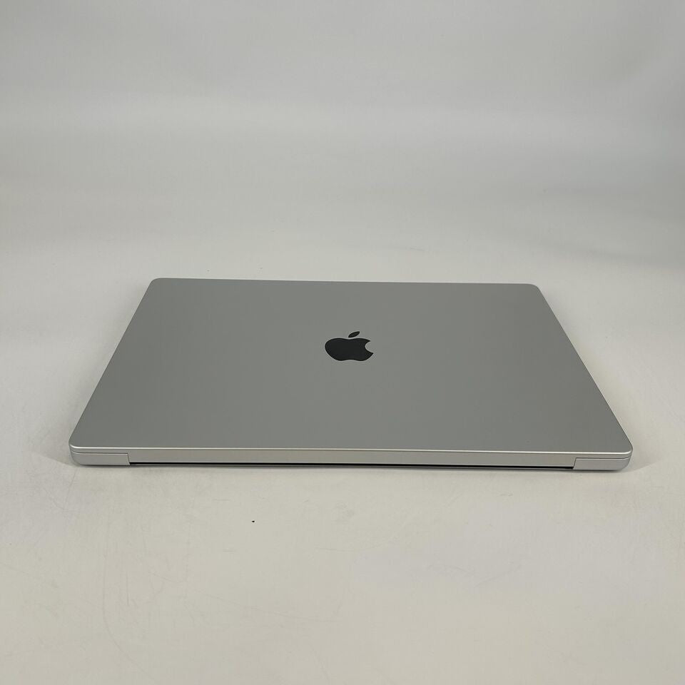 MacBook Pro 16 2026 Silver M5 Max 18-Core CPU 64GB Unified Memory 4TB Solid State Drive 40-Core GPU