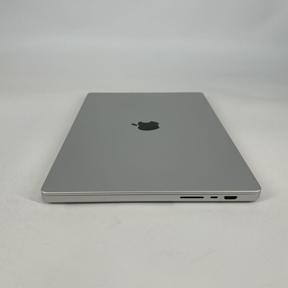MacBook Pro 16 2026 Silver M5 Max 18-Core CPU 64GB Unified Memory 4TB Solid State Drive 40-Core GPU