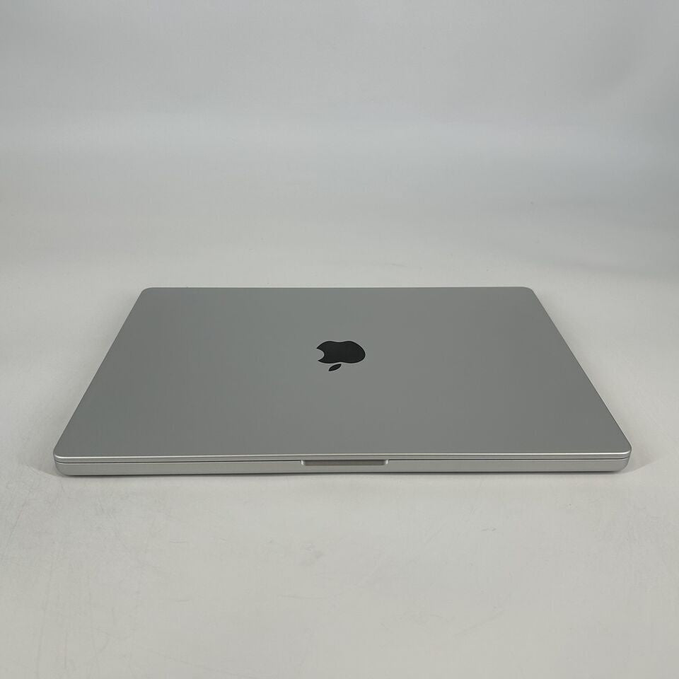 MacBook Pro 16 2026 Silver M5 Max 18-Core CPU 64GB Unified Memory 4TB Solid State Drive 40-Core GPU