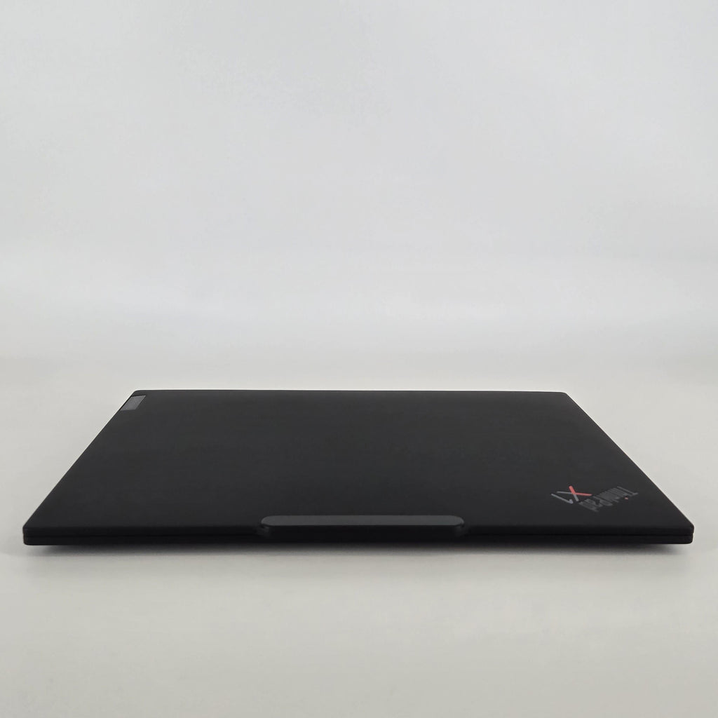 Lenovo ThinkPad X1 Carbon Gen 13 14 Gray 2.2 GHz Intel Core Ultra 7 Series 2 32GB RAM 1TB Solid State Drive