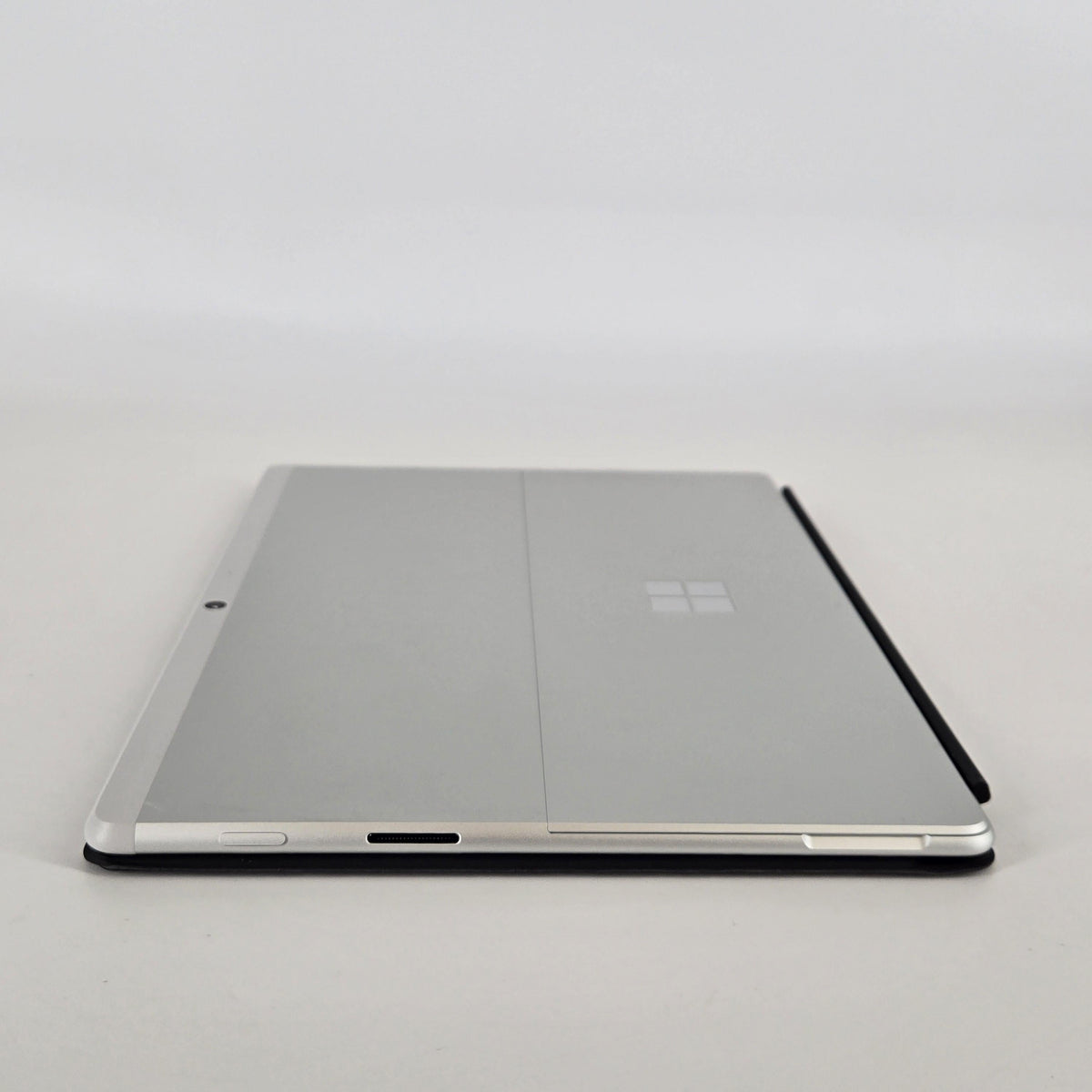Microsoft Surface Pro X 13 Platinum WiFi 3.0 GHz Microsoft SQ1 Processor 8GB RAM 128GB Solid State Drive
