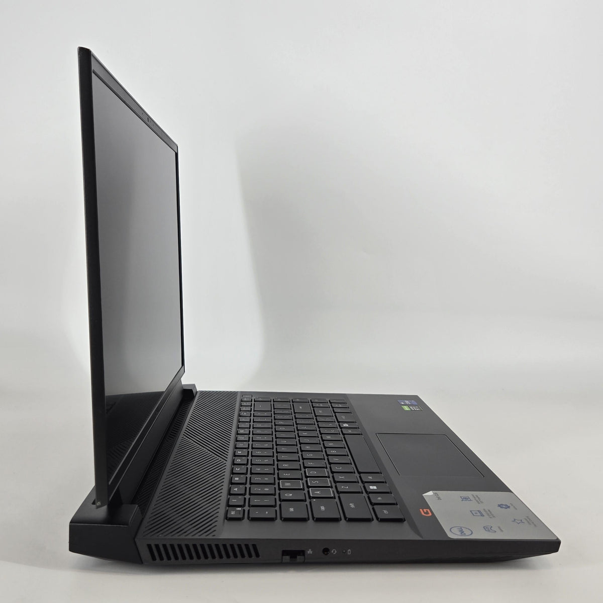 Dell G16 7620 Black 2.5 GHz Intel Core i9 12th Gen. 16GB RAM 1TB Solid State Drive NVIDIA GeForce RTX 3070 8 GB