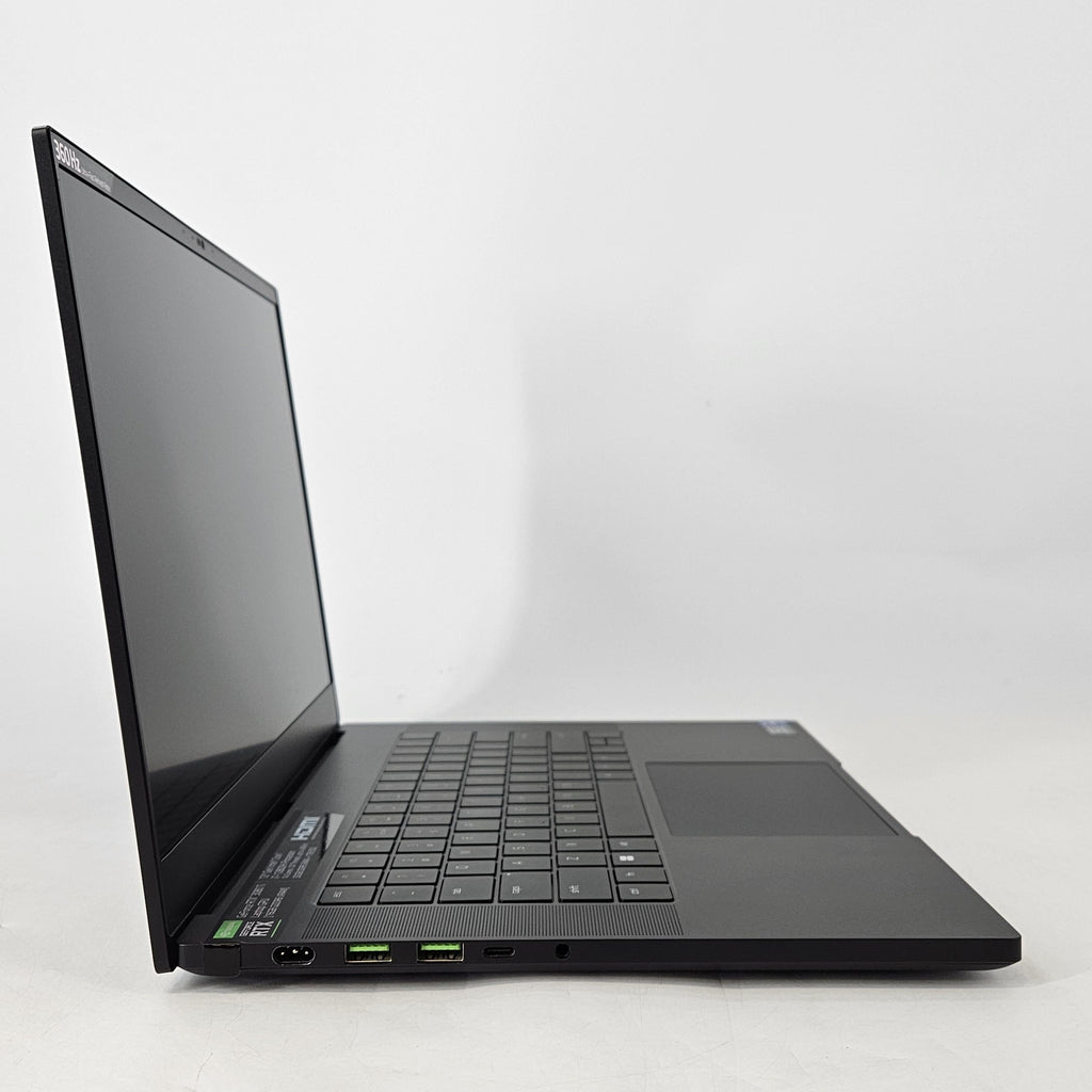 Razer Blade 15 2022 Black 2.4 GHz Intel Core i7 12th Gen. 32GB RAM 1TB Solid State Drive NVIDIA GeForce RTX 3080 Ti 16 GB