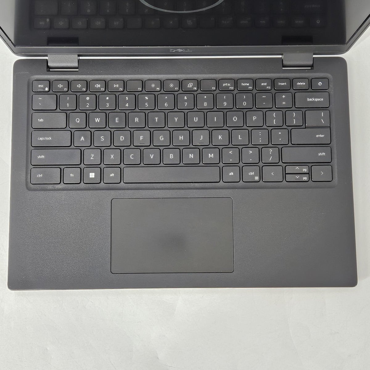 Latitude 3420 14 Gray 2.8 GHz Intel Core i7 11th Gen. 16GB RAM 256GB Solid State Drive