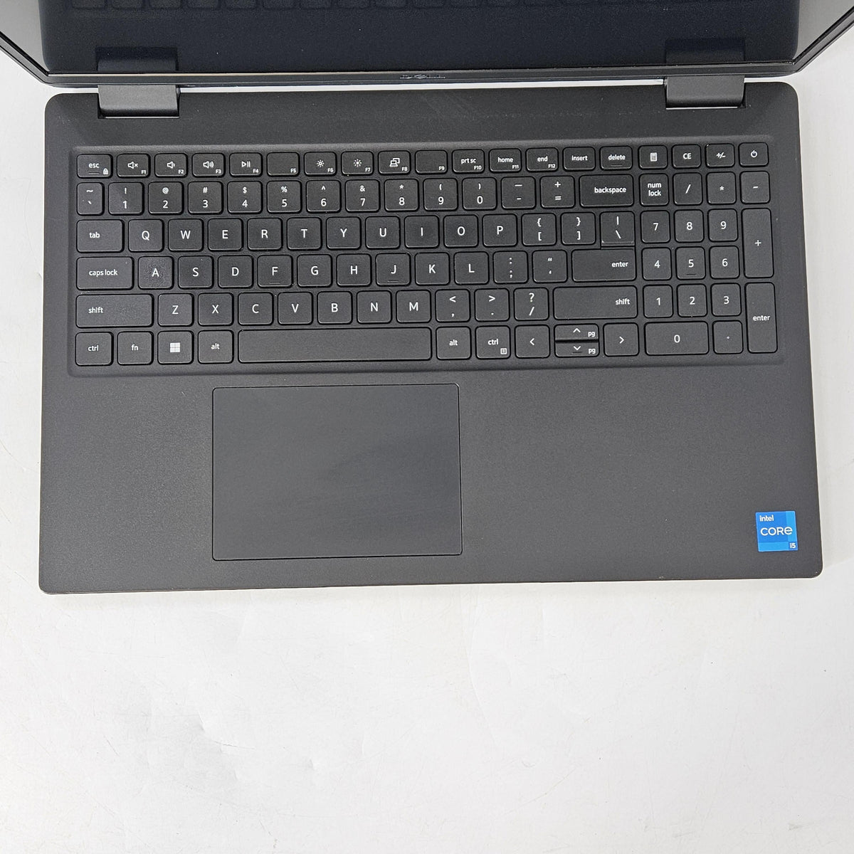 Dell Latitude 3520 15.6 Gray 2.4 GHz Intel Core i5 11th Gen. 16GB RAM 256GB Solid State Drive