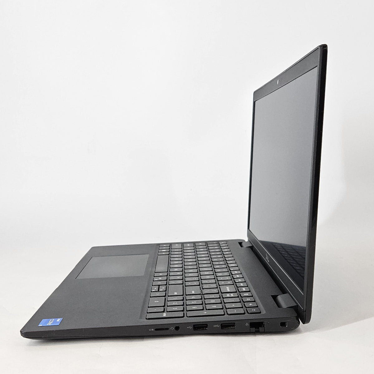 Dell Latitude 3520 15.6 Gray 2.4 GHz Intel Core i5 11th Gen. 16GB RAM 256GB Solid State Drive
