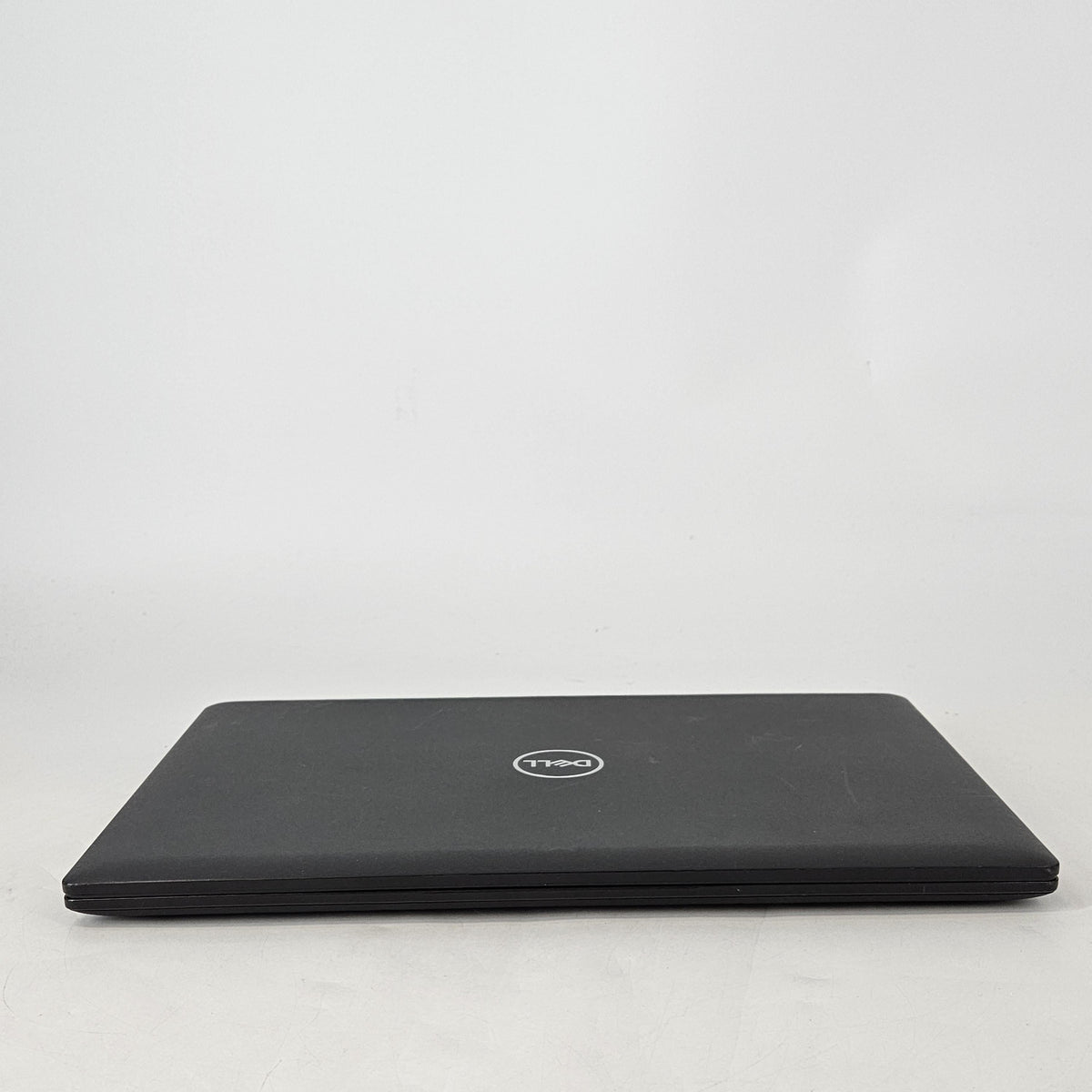 Dell Latitude 3520 15.6 Gray 2.4 GHz Intel Core i5 11th Gen. 16GB RAM 256GB Solid State Drive