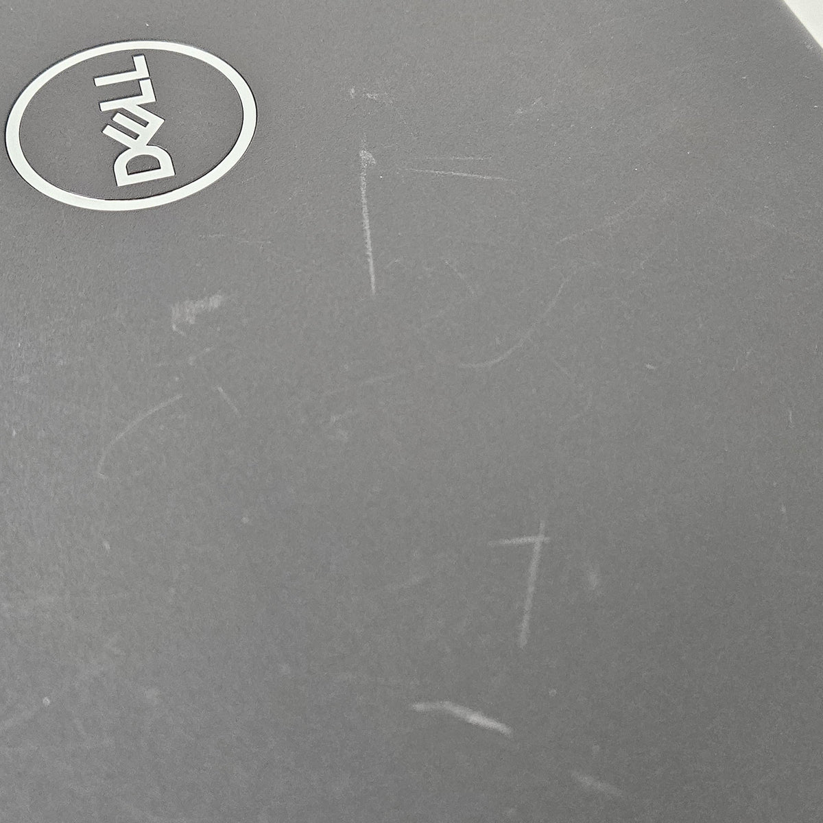 Dell Latitude 3520 15.6 Gray 2.4 GHz Intel Core i5 11th Gen. 16GB RAM 256GB Solid State Drive