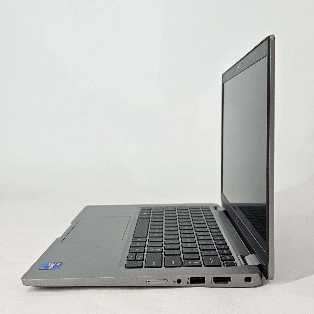 Dell Latitude 5320 13.3 Gray 3.0 GHz Intel Core i7 11th Gen. 16GB RAM 256GB Solid State Drive