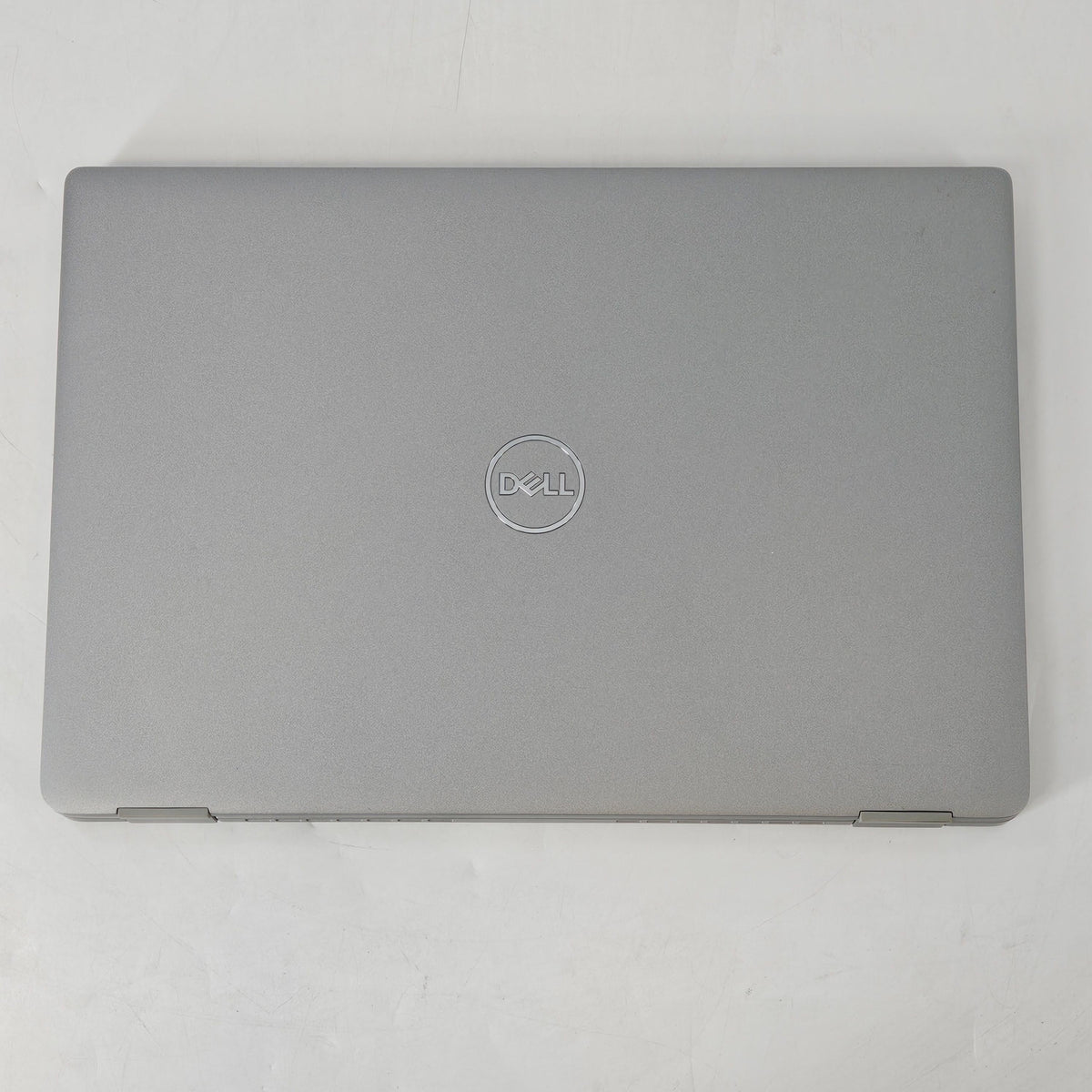 Dell Latitude 5320 13.3 Gray 3.0 GHz Intel Core i7 11th Gen. 16GB RAM 256GB Solid State Drive
