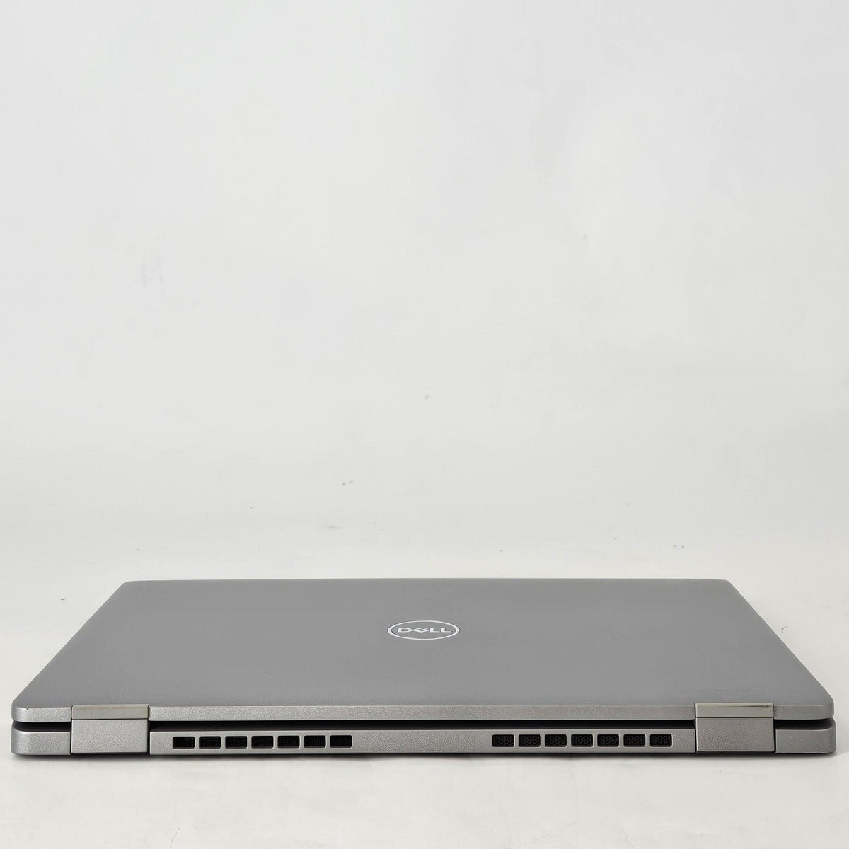 Dell Latitude 5320 13.3 Gray 3.0 GHz Intel Core i7 11th Gen. 16GB RAM 256GB Solid State Drive