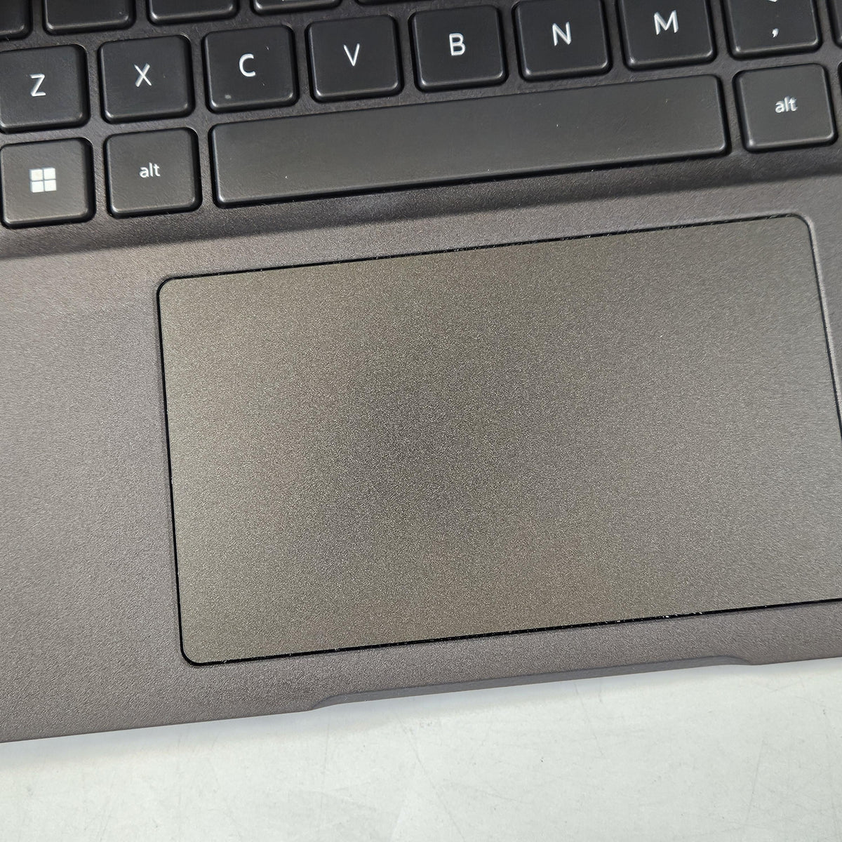 Dell Latitude 7430 (2-in-1) 14 Black 1.8 GHz Intel Core i7 12th Gen. 16GB RAM 512GB Solid State Drive