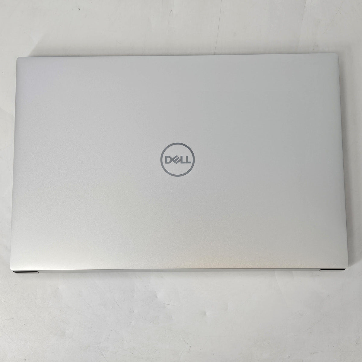 XPS 15 9530 Silver 2.4 GHz Intel Core i7 13th Gen. 64GB RAM 1TB Solid State Drive NVIDIA GeForce RTX 4050 6 GB