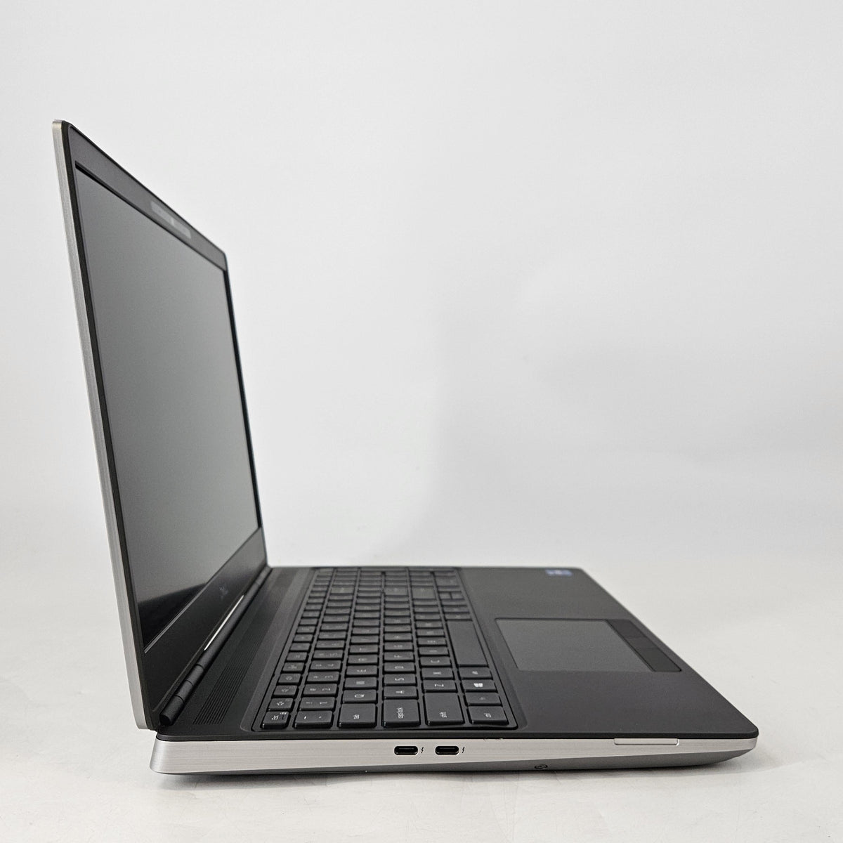 Dell Precision 7560 15.6 Gray 2.5 GHz Intel Core i7 11th Gen. 32GB RAM 512GB Solid State Drive NVIDIA RTX A2000 4 GB