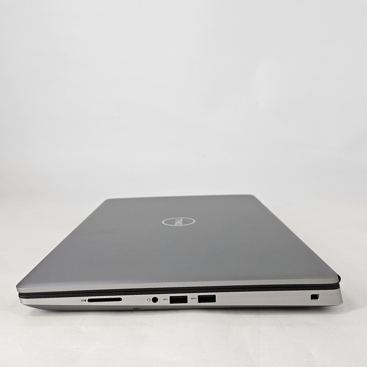 Dell Precision 7560 15.6 Gray 2.5 GHz Intel Core i7 11th Gen. 32GB RAM 512GB Solid State Drive NVIDIA RTX A2000 4 GB