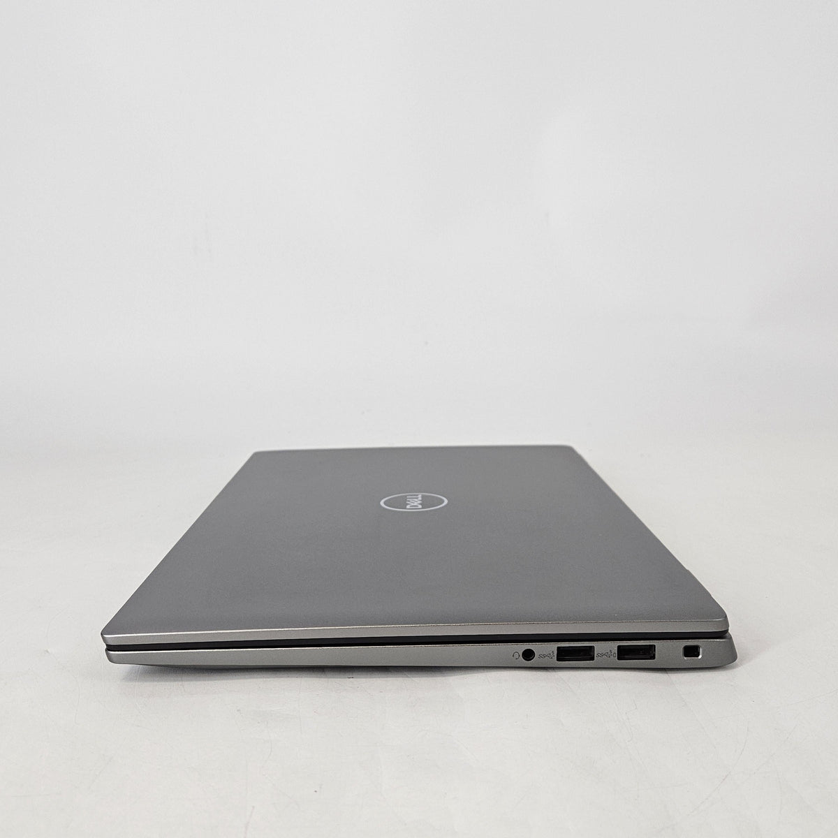 Latitude 7440 14 Gray 1.6 GHz Intel Core i5 13th Gen. 16GB RAM 256GB Solid State Drive