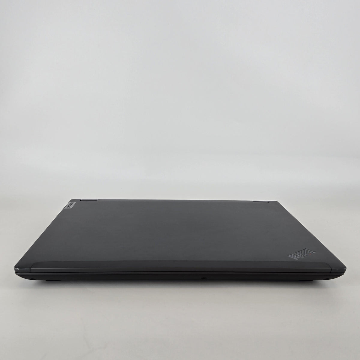 Lenovo ThinkPad P16 Gen 2 Gray 2.1 GHz Intel Core i7 14th Gen. 32GB RAM 1TB Solid State Drive NVIDIA RTX 1000 Ada 6 GB