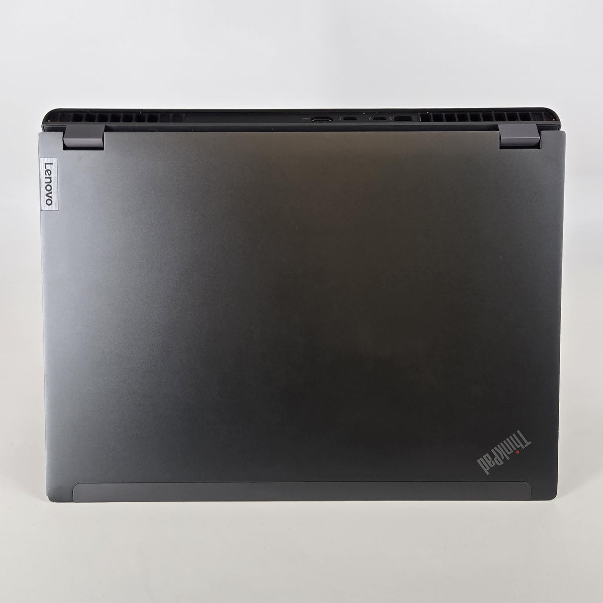 Lenovo ThinkPad P16 Gen 2 Gray 2.1 GHz Intel Core i7 14th Gen. 32GB RAM 1TB Solid State Drive NVIDIA RTX 1000 Ada 6 GB