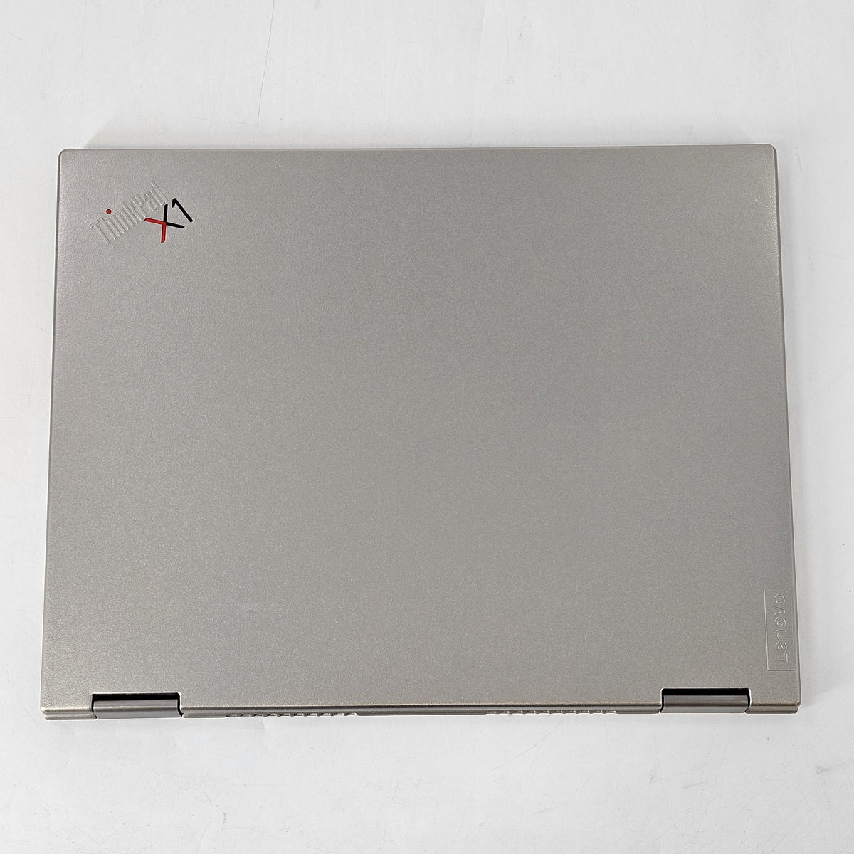 Lenovo ThinkPad X1 Titanium Yoga Gen 1 13.5 Silver 1.2 GHz Intel Core i7 11th Gen. 16GB RAM 512GB Solid State Drive