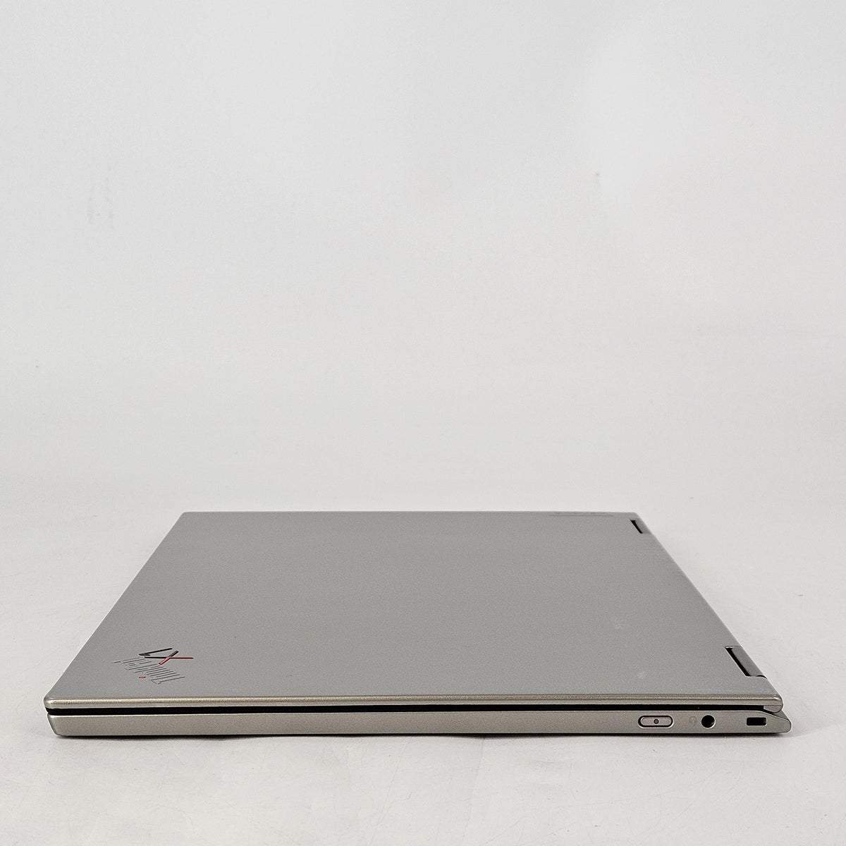 Lenovo ThinkPad X1 Titanium Yoga Gen 1 13.5 Silver 1.2 GHz Intel Core i7 11th Gen. 16GB RAM 512GB Solid State Drive