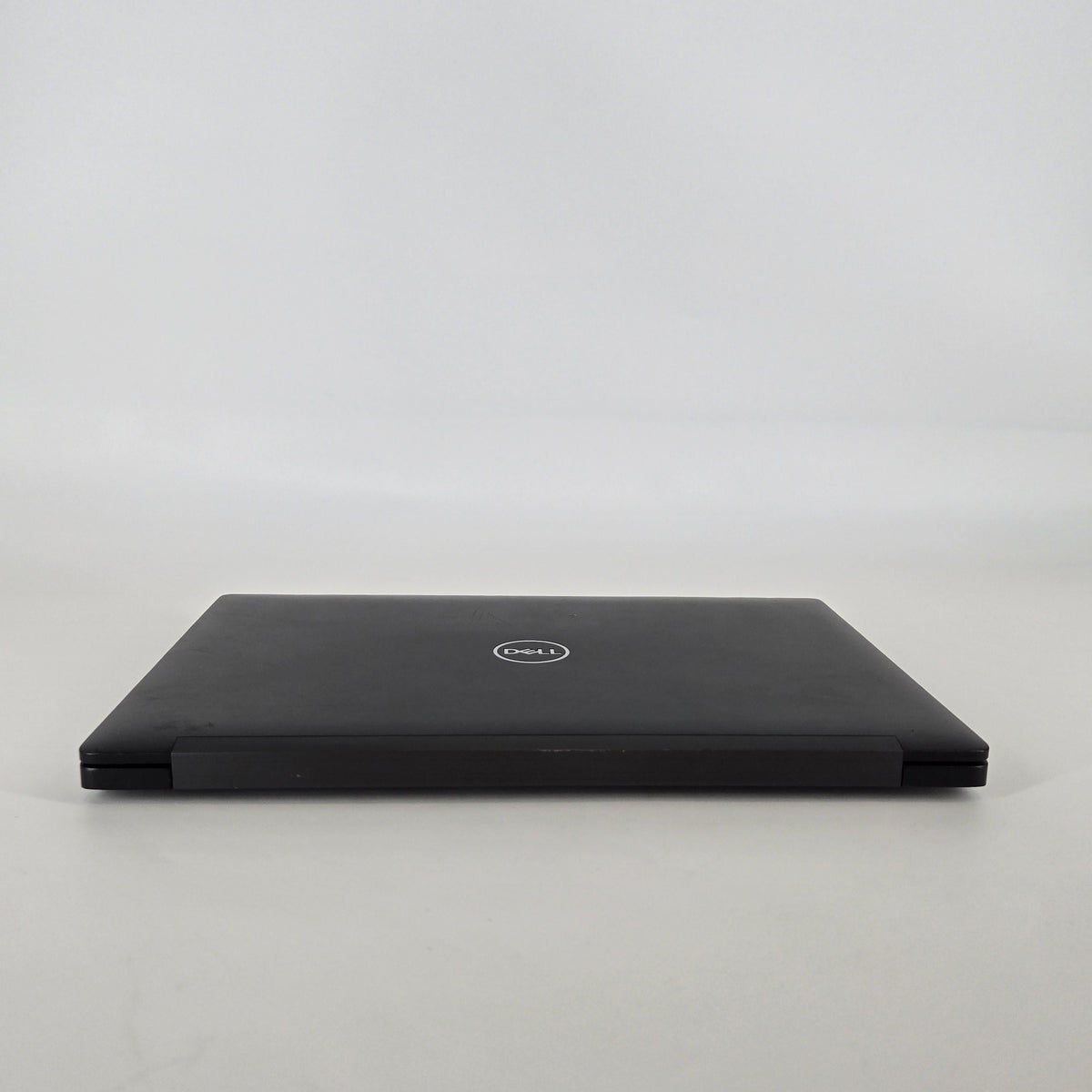 Dell Latitude 7490 14 Black 1.9 GHz Intel Core i7 8th Gen. 16GB RAM 512GB Solid State Drive