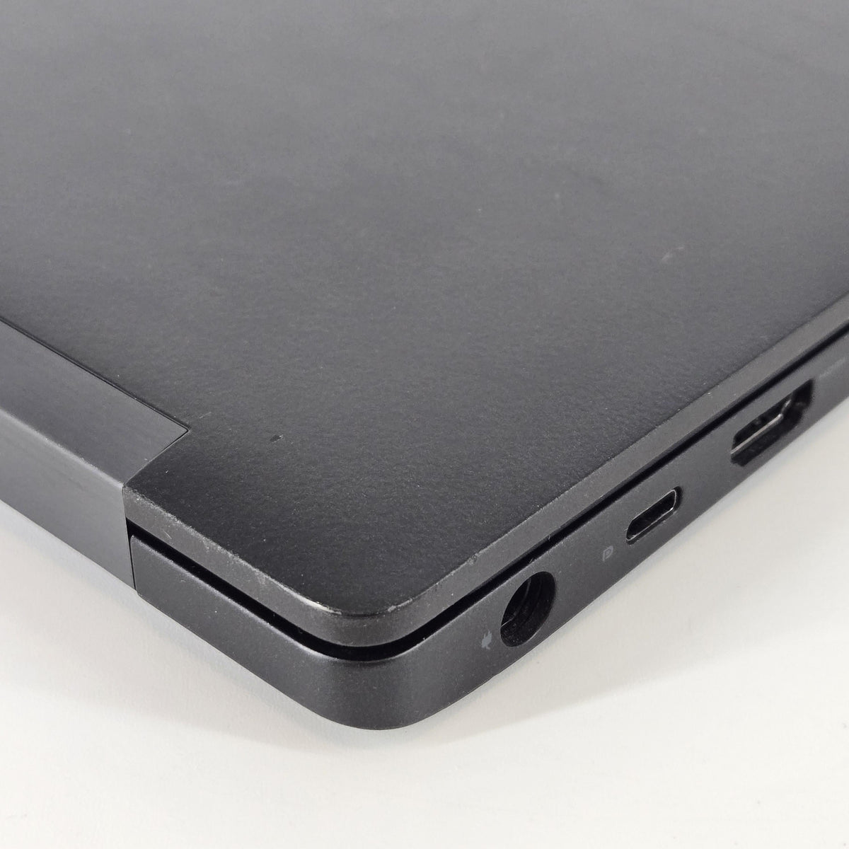 Dell Latitude 7490 14 Black 1.9 GHz Intel Core i7 8th Gen. 16GB RAM 512GB Solid State Drive