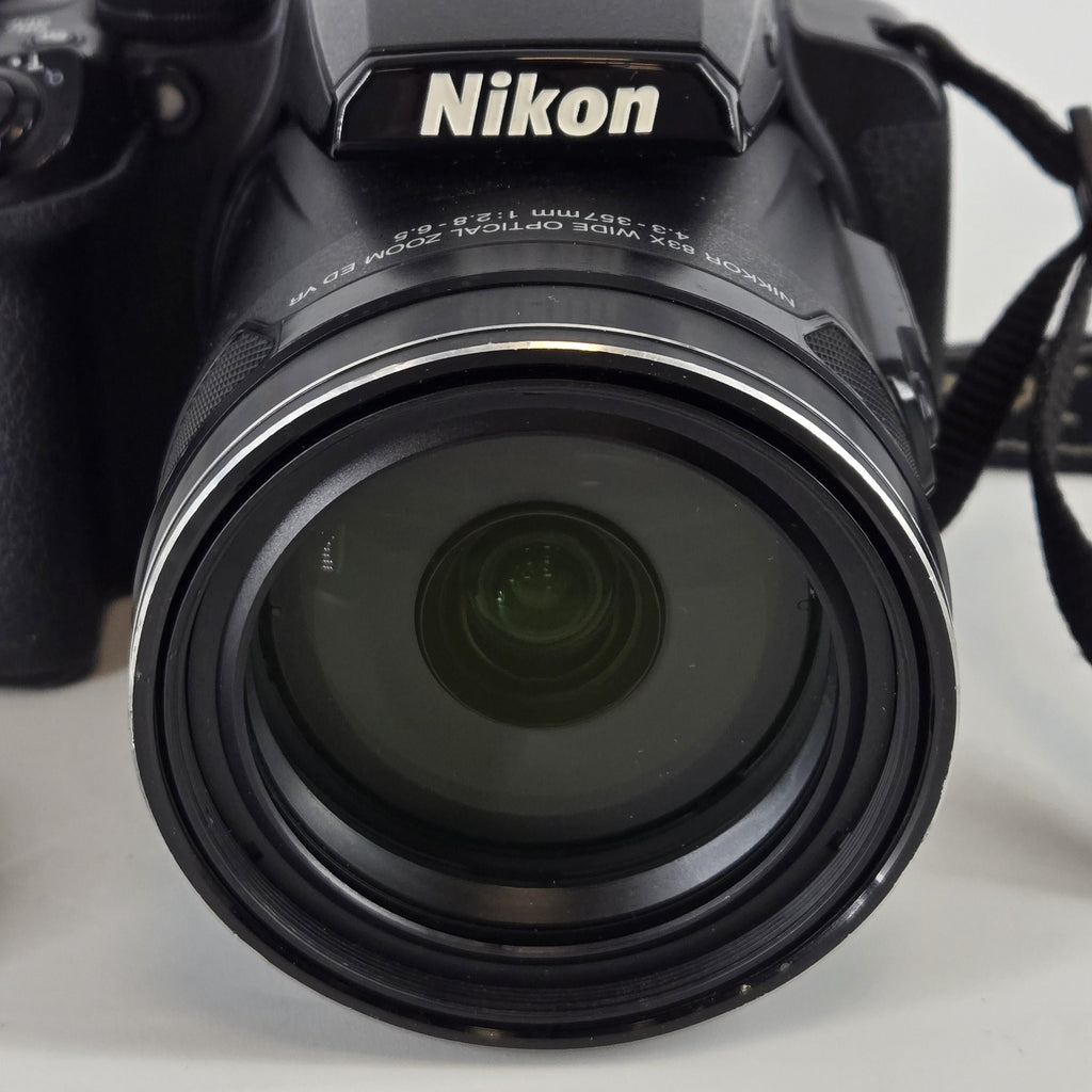 Nikon Coolpix P900 16MP Black