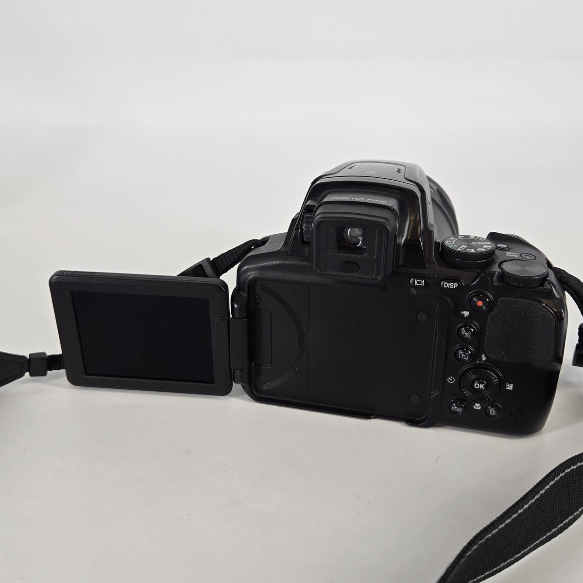 Nikon Coolpix P900 16MP Black