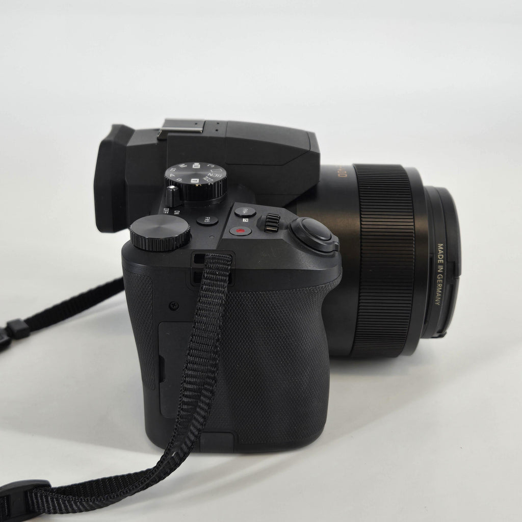 Leica V-Lux 5 20.1MP Black