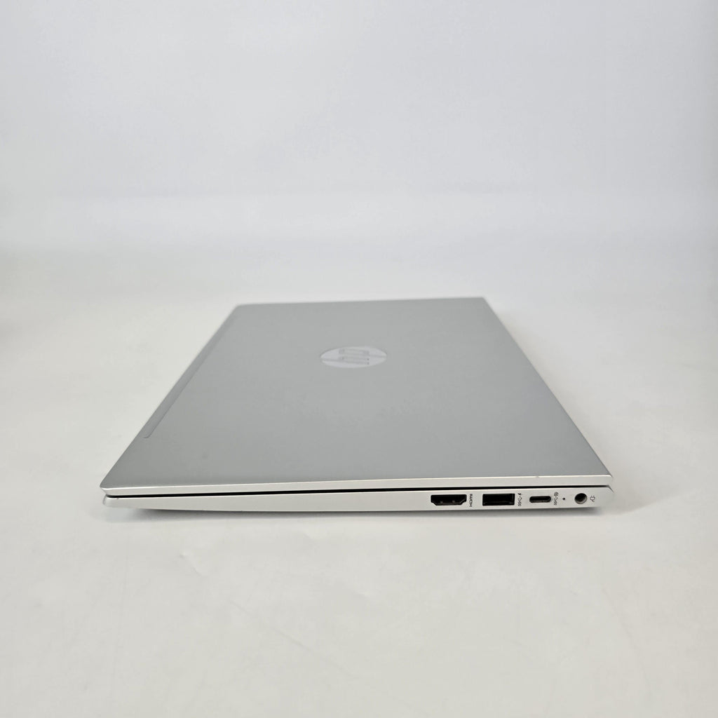 HP ProBook 430 G8 13.3 Silver 2.4 GHz Intel Core i5 11th Gen. 8GB RAM 256GB Solid State Drive