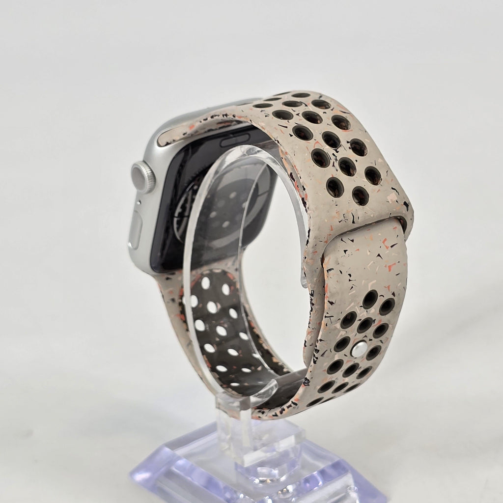 Apple Watch (Series 9) 45mm Silver WiFi 64GB