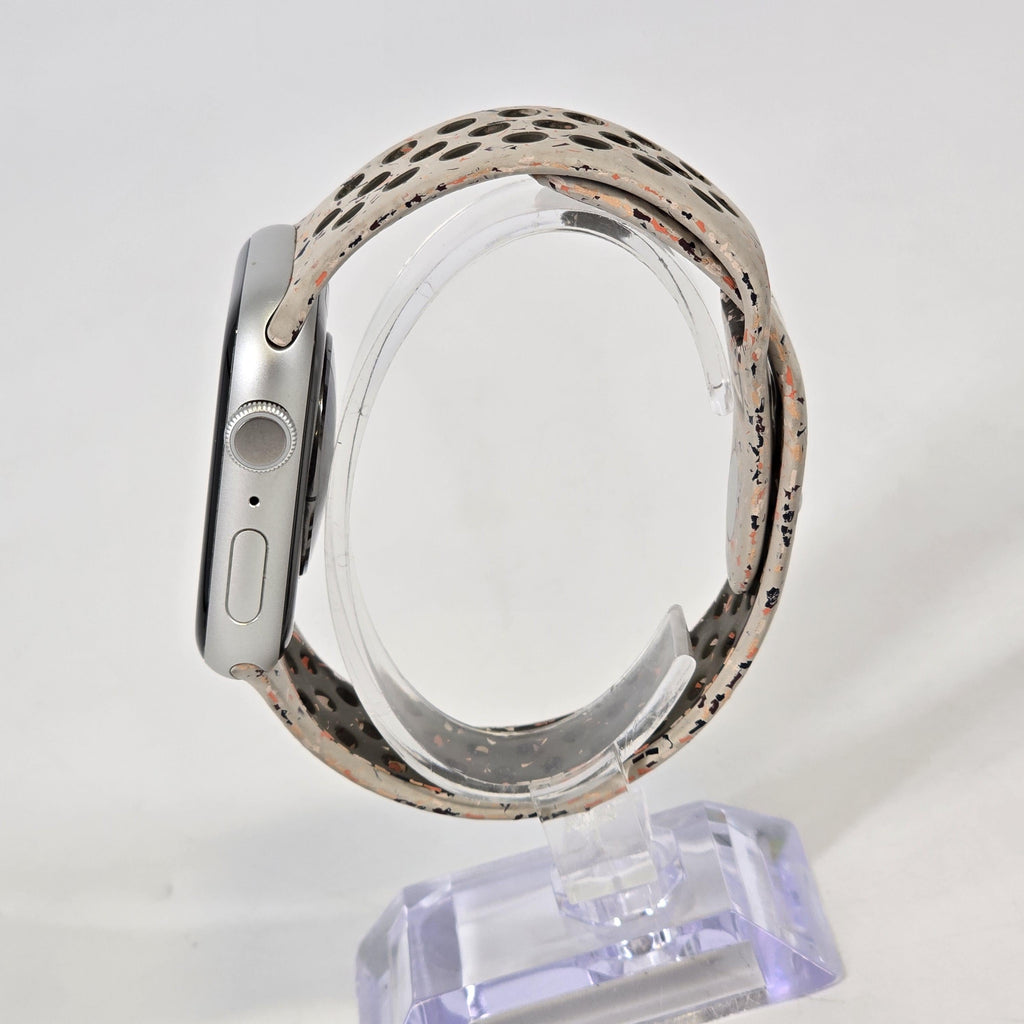 Apple Watch (Series 9) 45mm Silver WiFi 64GB