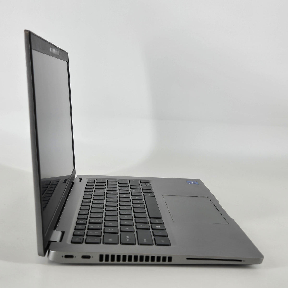 Dell Latitude 5420 14 Gray 2.8 GHz Intel Core i7 11th Gen. 16GB RAM 512GB Solid State Drive