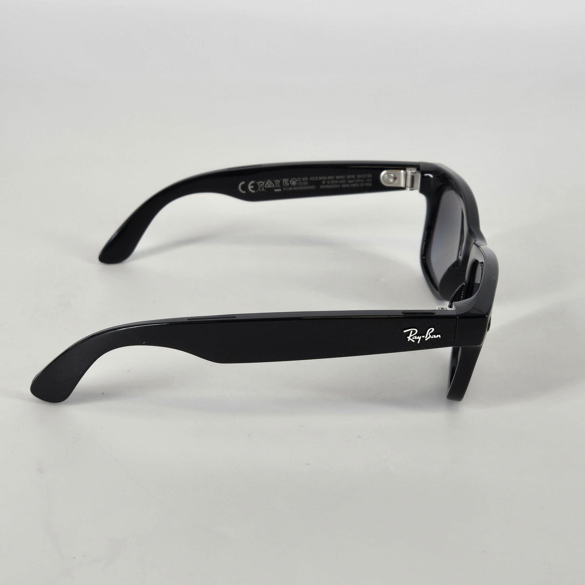Meta Ray-Ban Meta Wayfarer (Gen 2) Shiny Black 32GB